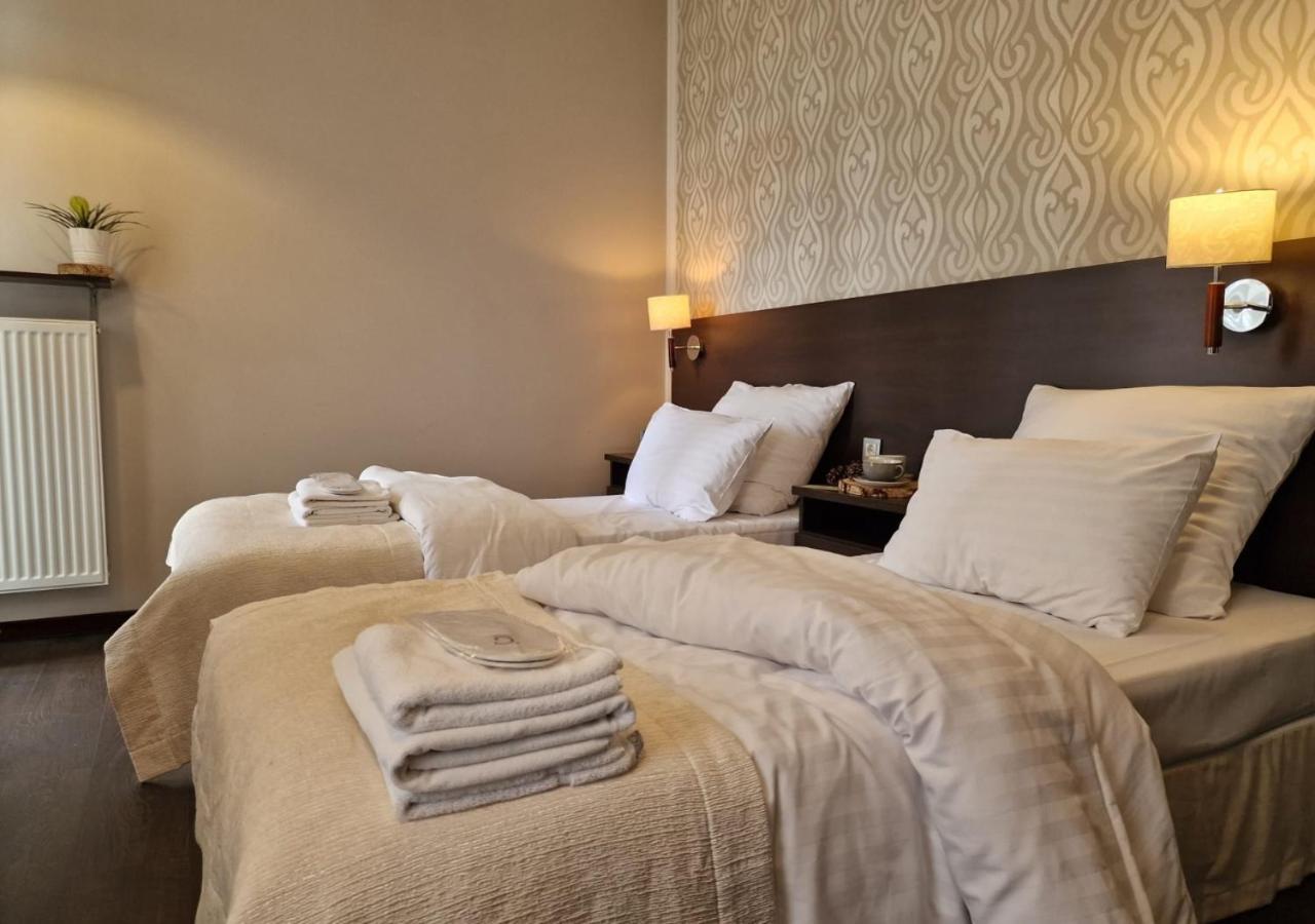 Hotel Grzegorzewski Tuszyn Eksteriør bilde
