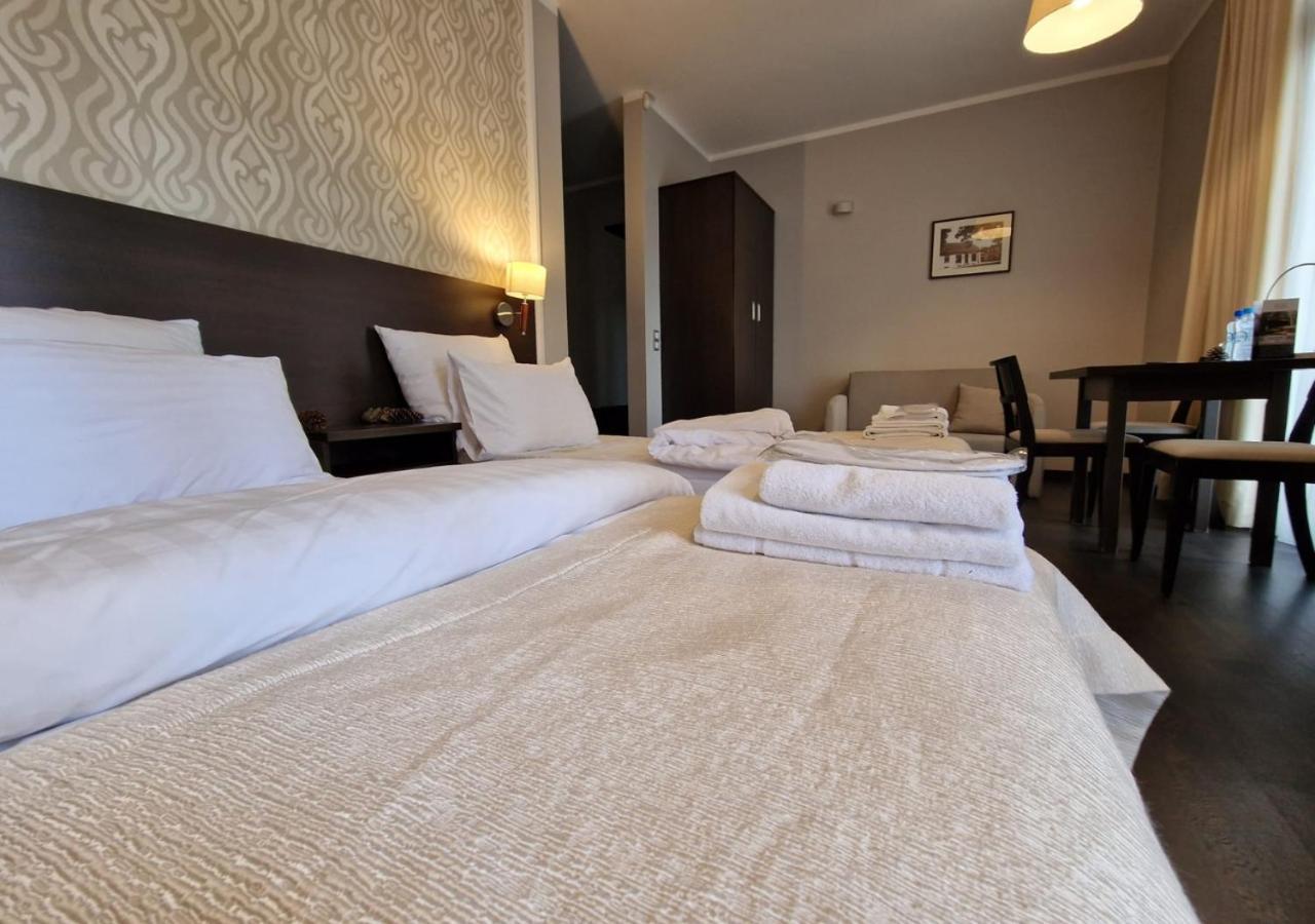 Hotel Grzegorzewski Tuszyn Eksteriør bilde