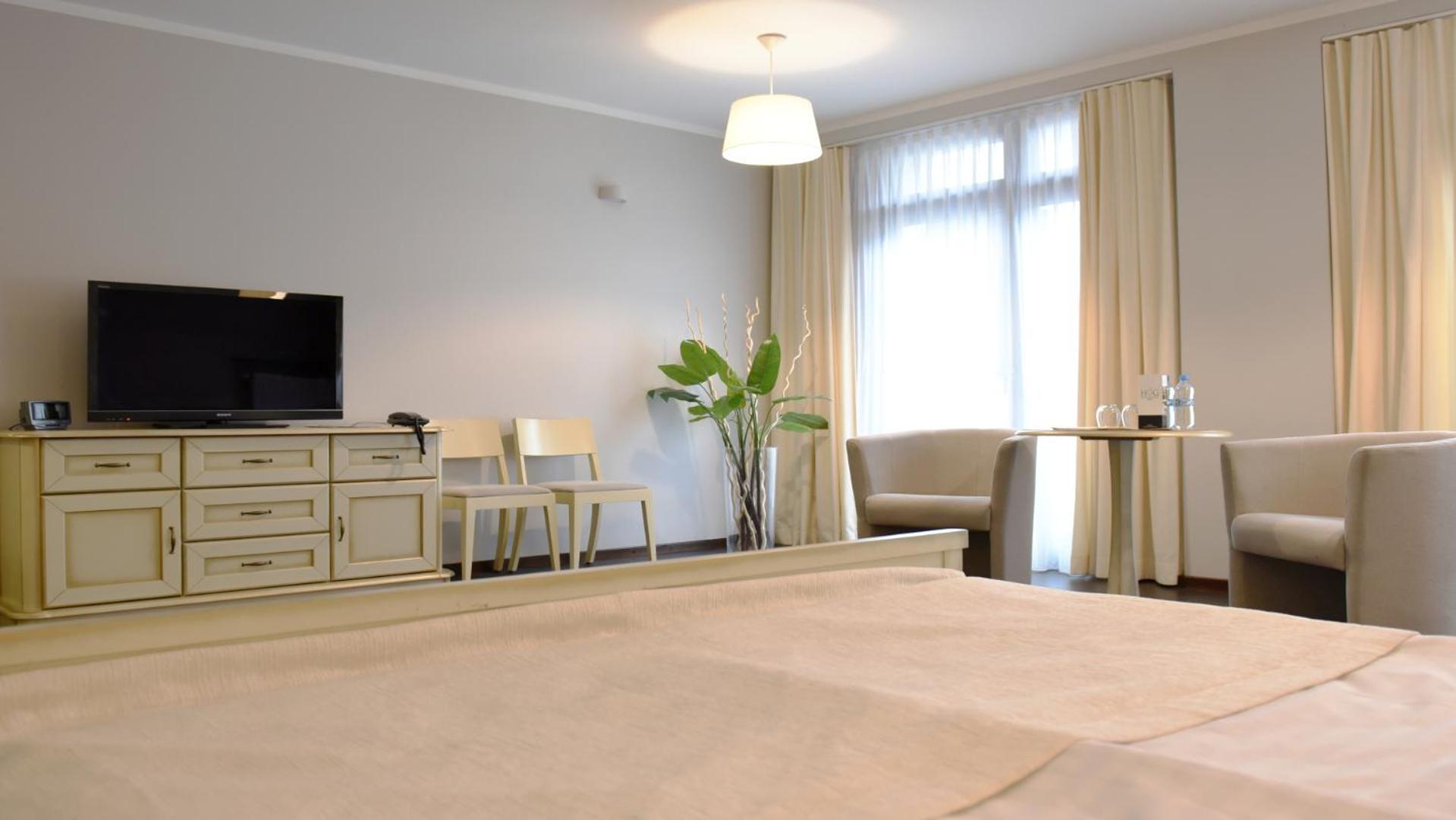 Hotel Grzegorzewski Tuszyn Eksteriør bilde