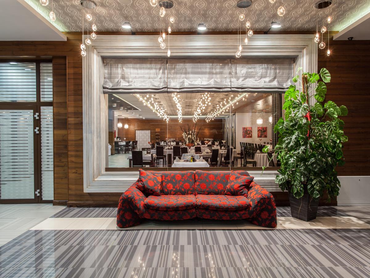 Hotel Grzegorzewski Tuszyn Eksteriør bilde