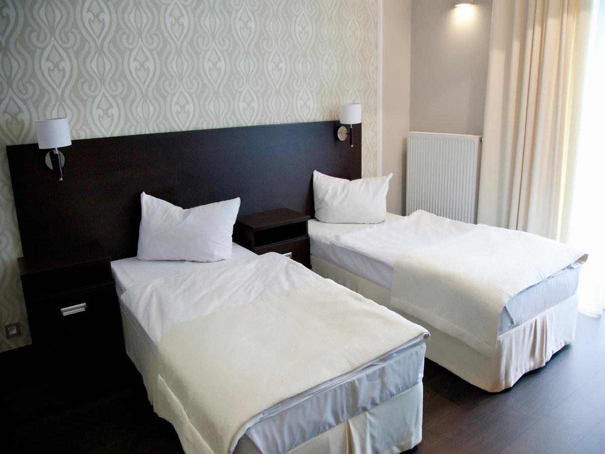 Hotel Grzegorzewski Tuszyn Rom bilde